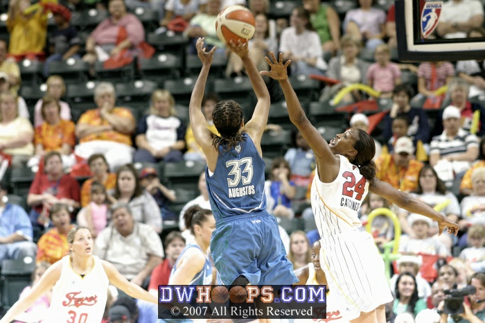 A miss for Seimone, who led the Lynx in the 2nd quarter with 6