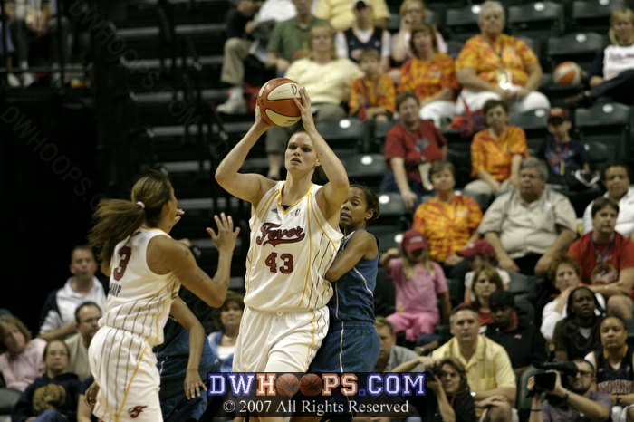 Known for her passing in college, Ali got her first WNBA assist in the 4th quarter