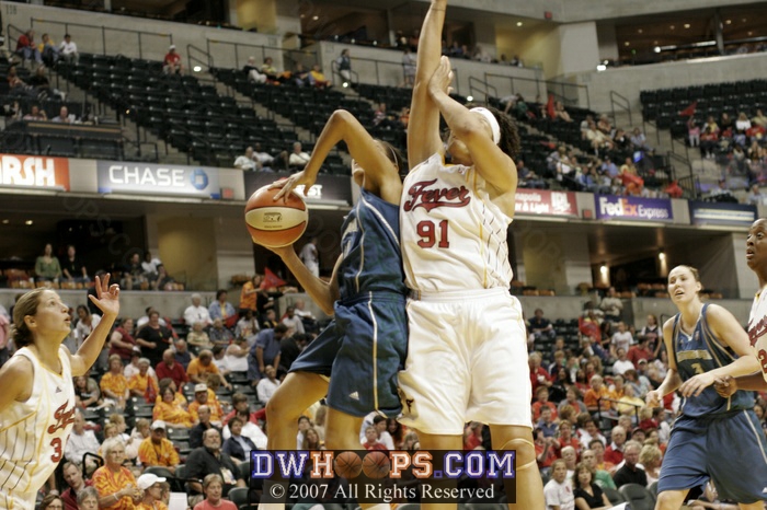 Down 18, Lindsey goes up and draws contact from Tamika Whitmore...